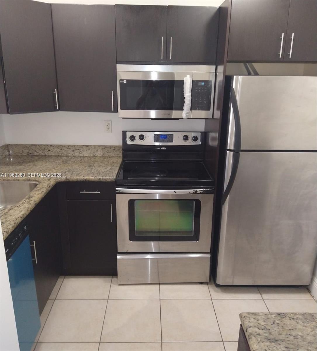 MONTECARLO CONDO - Residential Lease