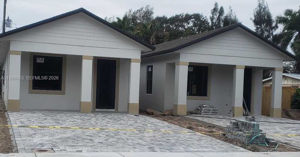 Photo of 2612 Hiawatha Ave #1, West Palm Beach, FL 33409 (MLS # A11958553)