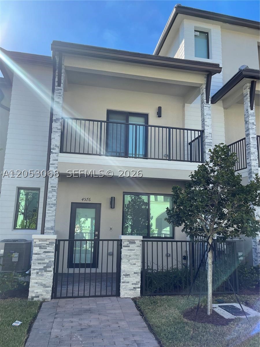 4576 NW 83rd Path