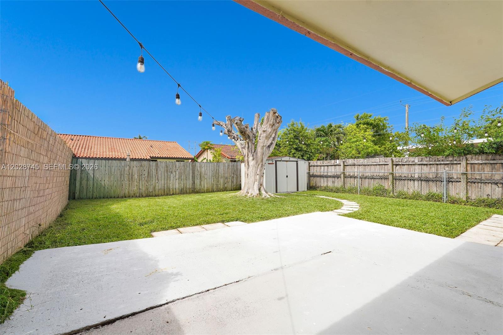 KENDALL LAKES EAST SECTIO - Residential