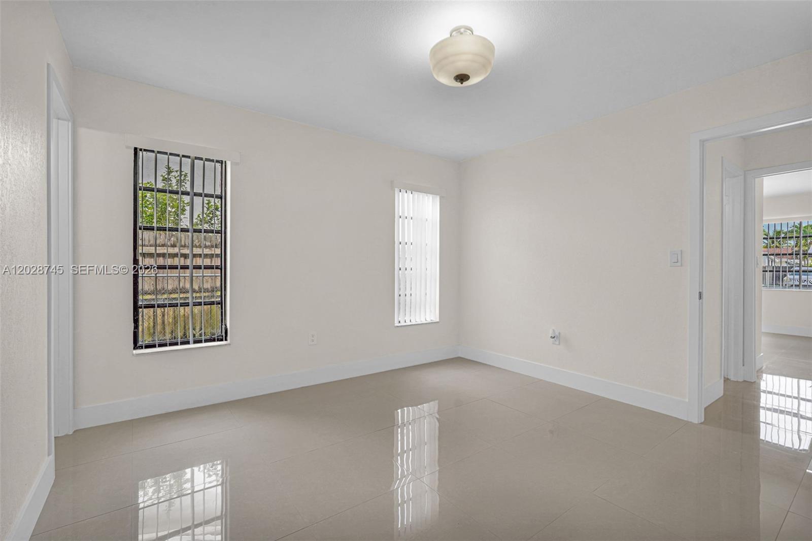 KENDALL LAKES EAST SECTIO - Residential