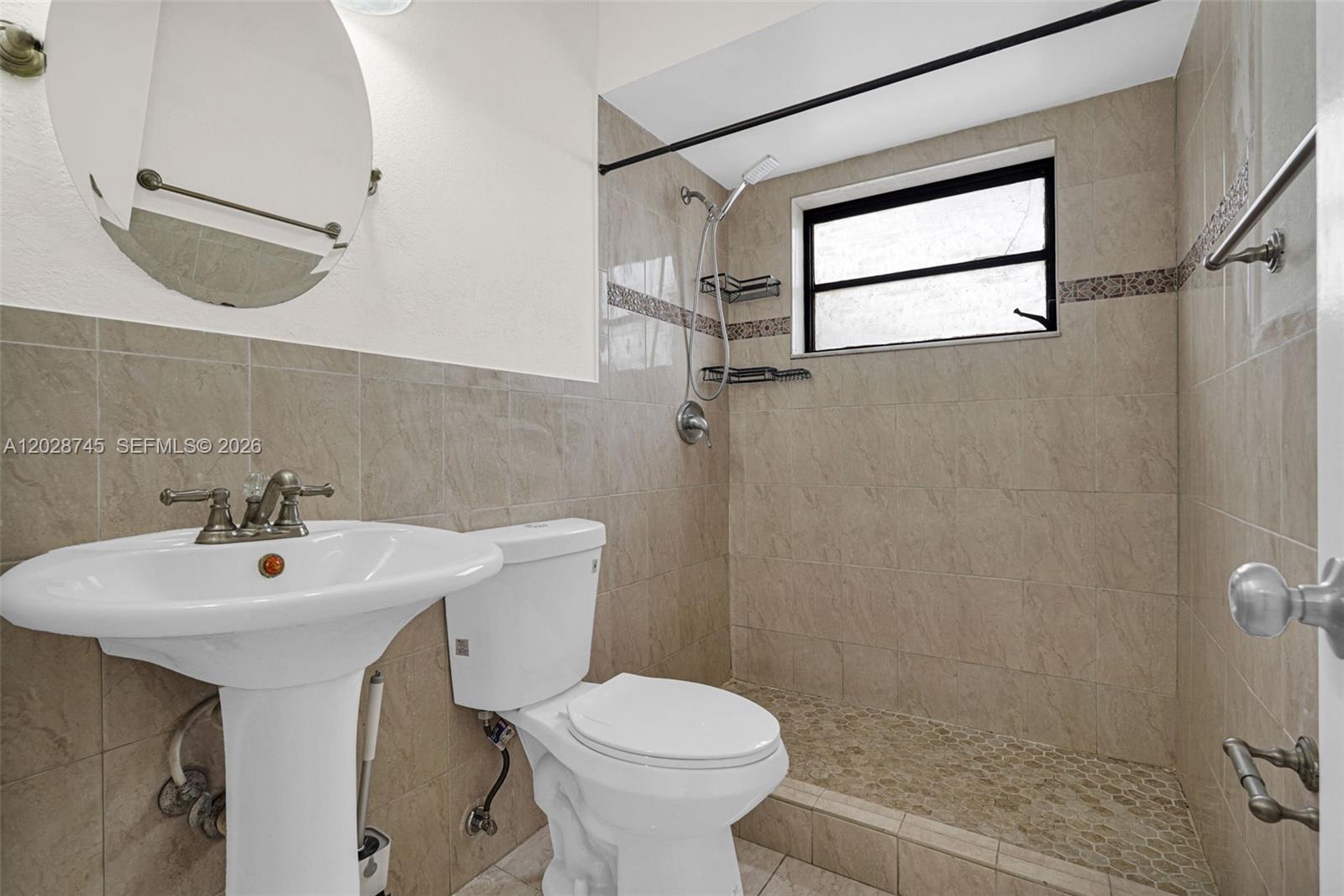 KENDALL LAKES EAST SECTIO - Residential