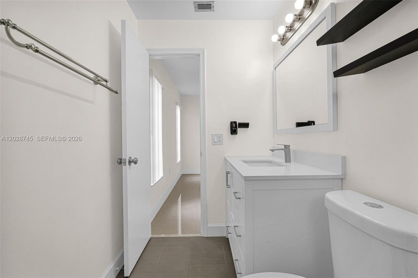 KENDALL LAKES EAST SECTIO - Residential