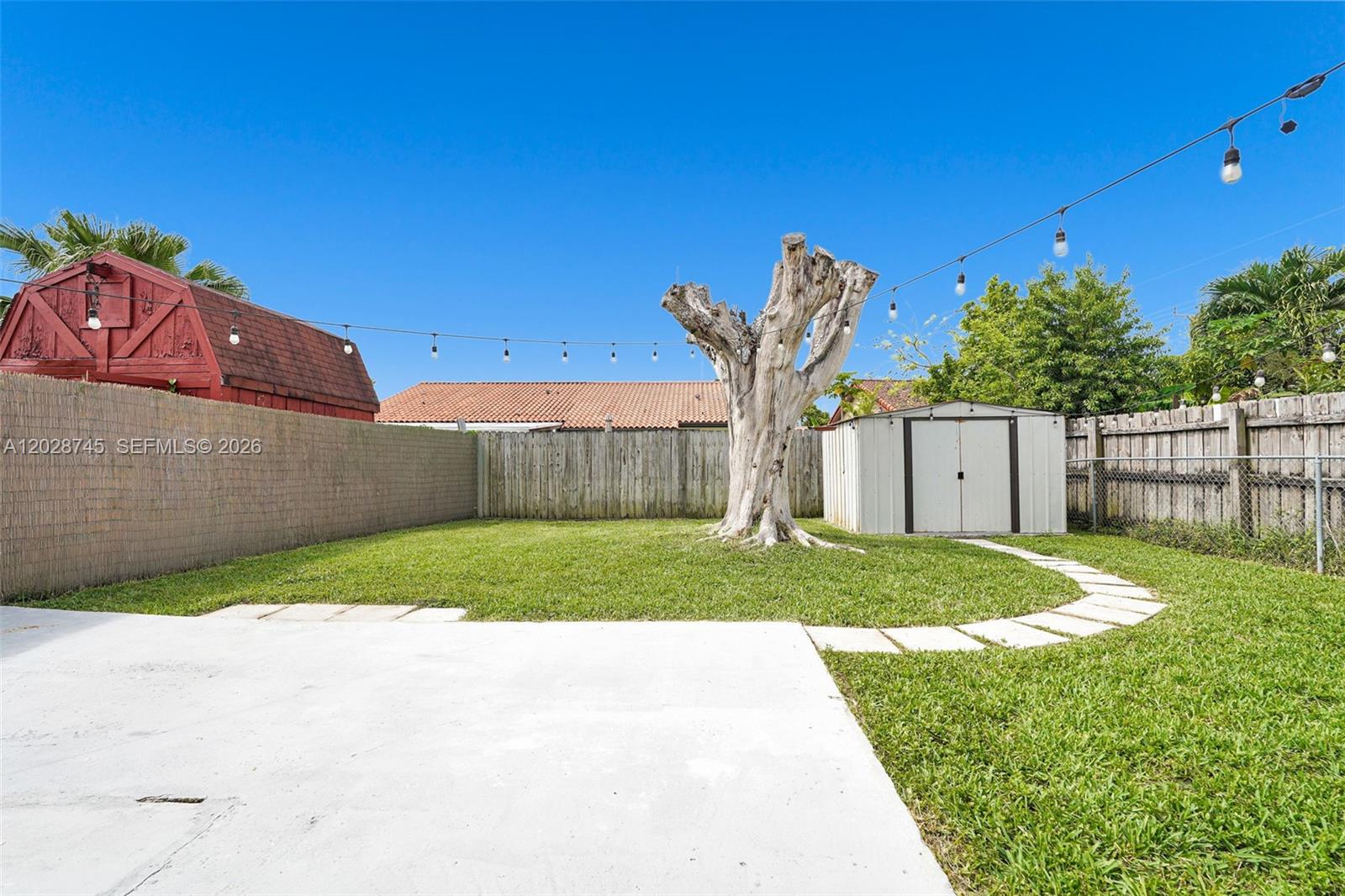 KENDALL LAKES EAST SECTIO - Residential
