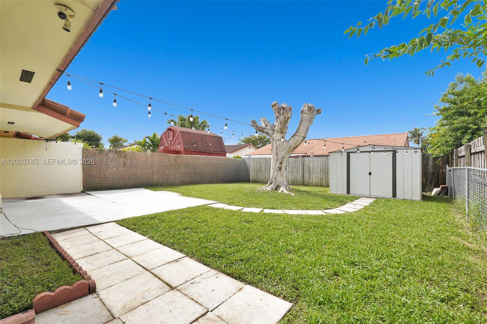 KENDALL LAKES EAST SECTIO - Residential