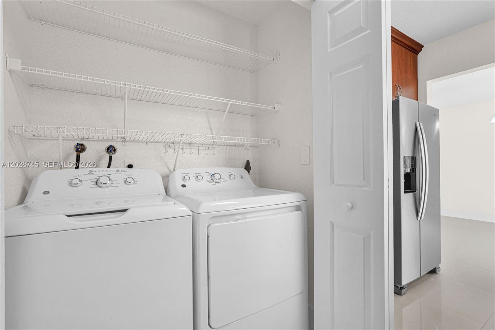 KENDALL LAKES EAST SECTIO - Residential