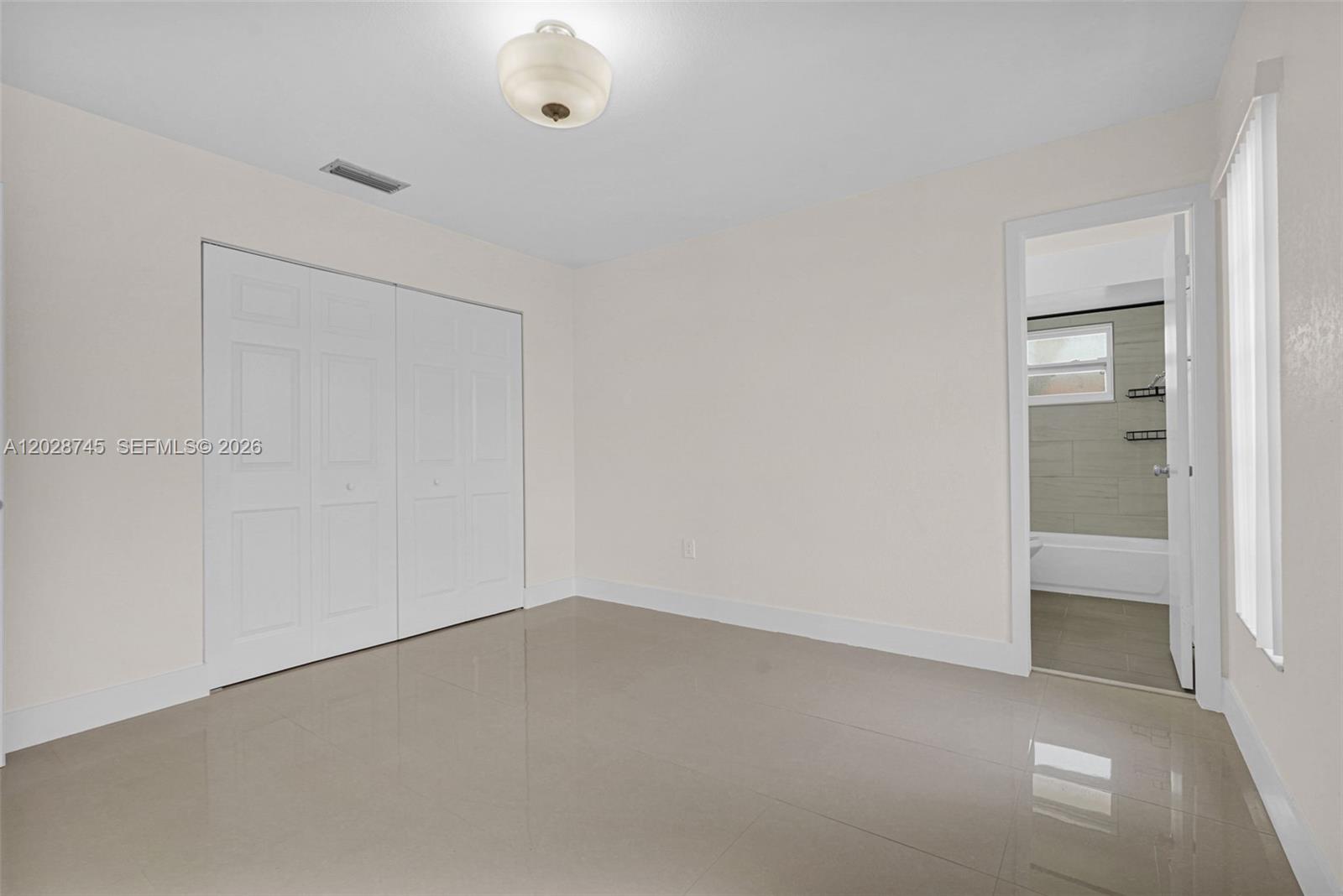 KENDALL LAKES EAST SECTIO - Residential
