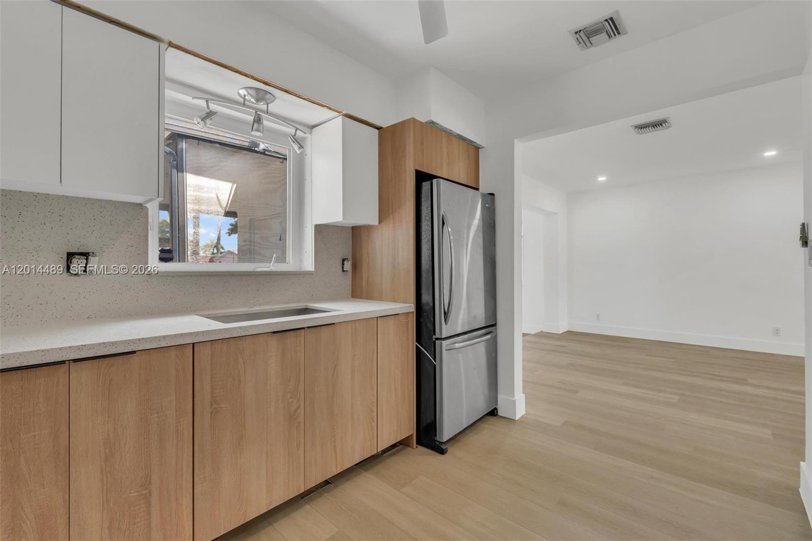 HOLLYWOOD HOMESITES HIGH - Residential