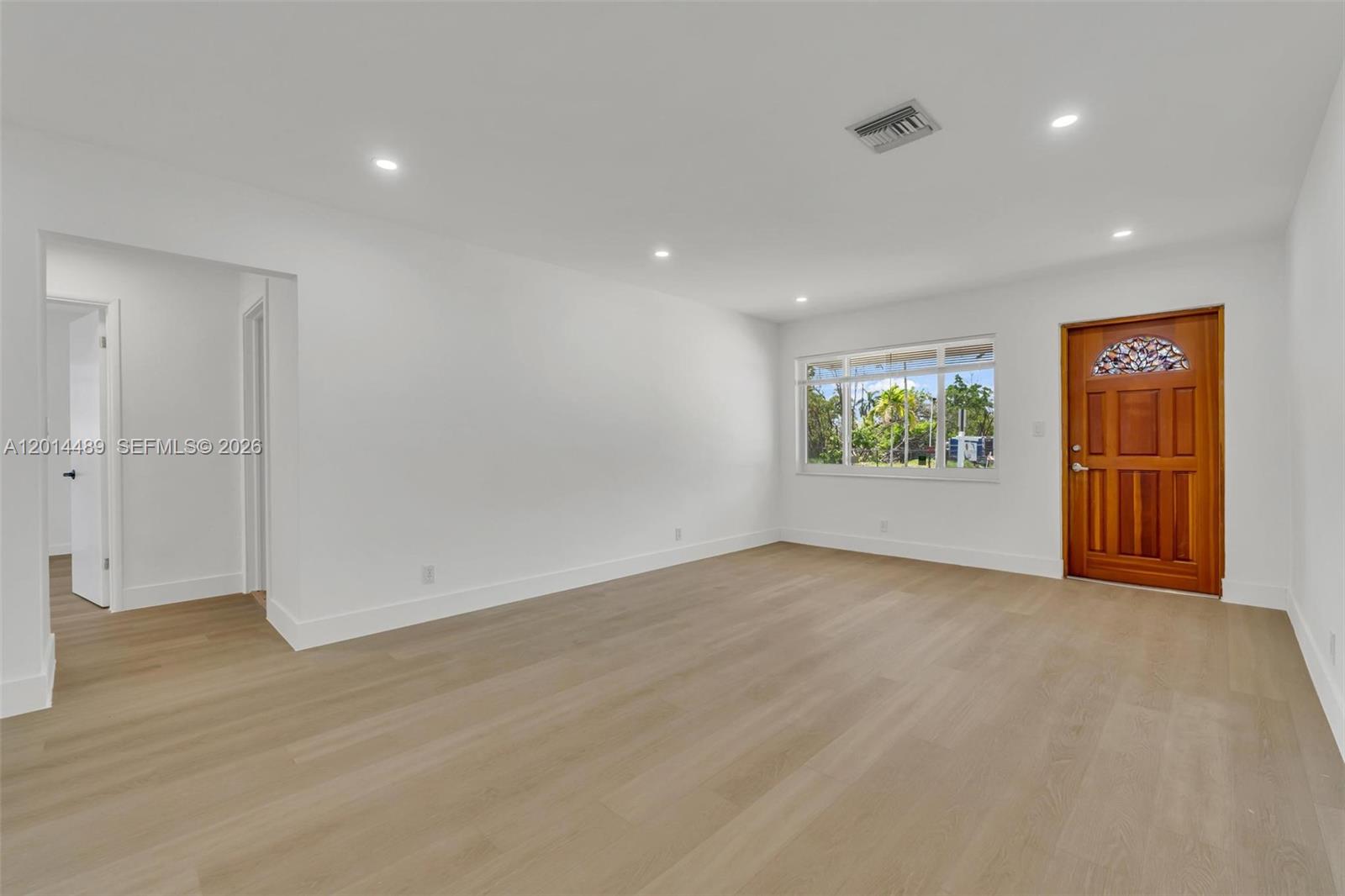 HOLLYWOOD HOMESITES HIGH - Residential