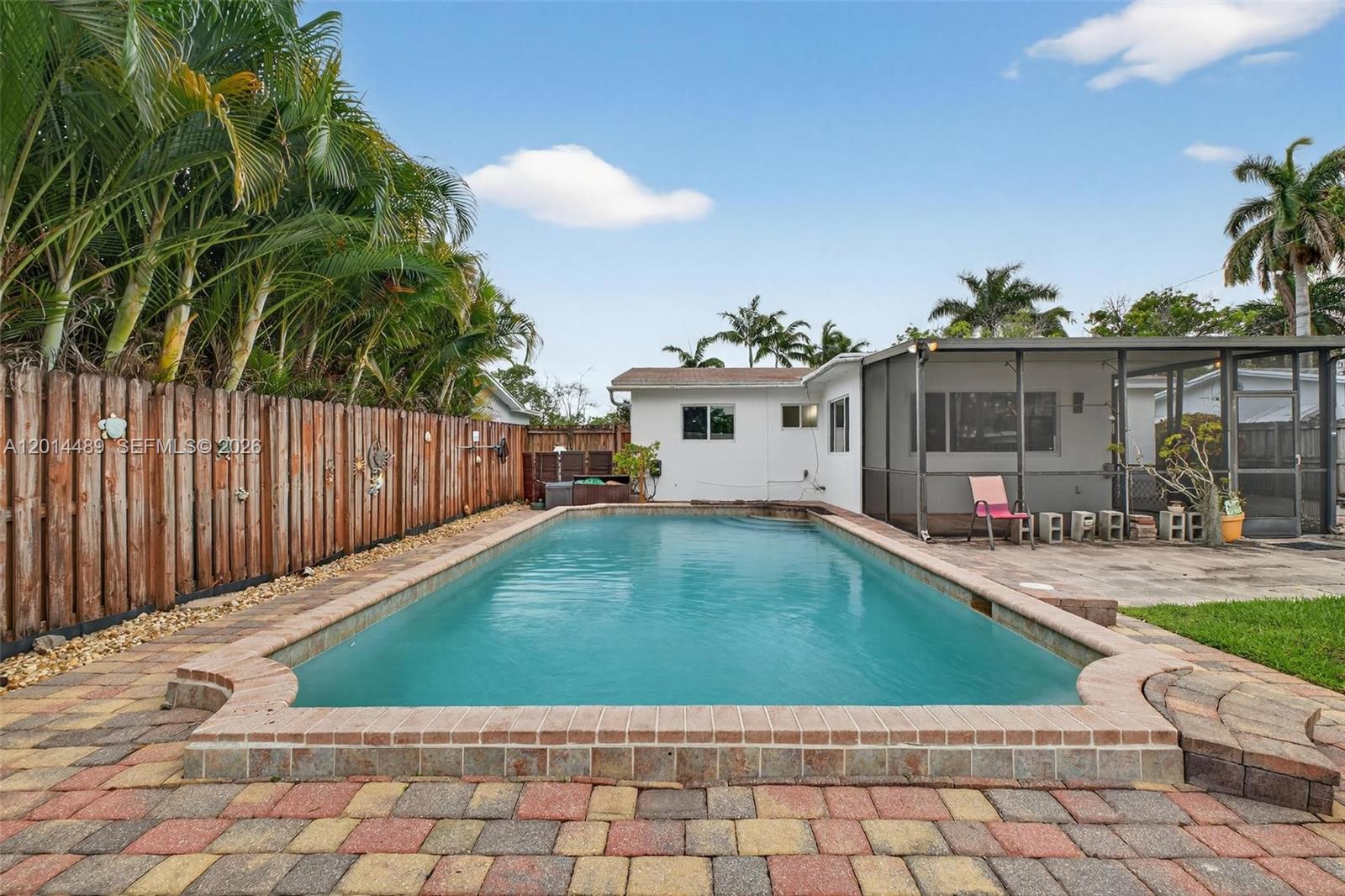 HOLLYWOOD HOMESITES HIGH - Residential