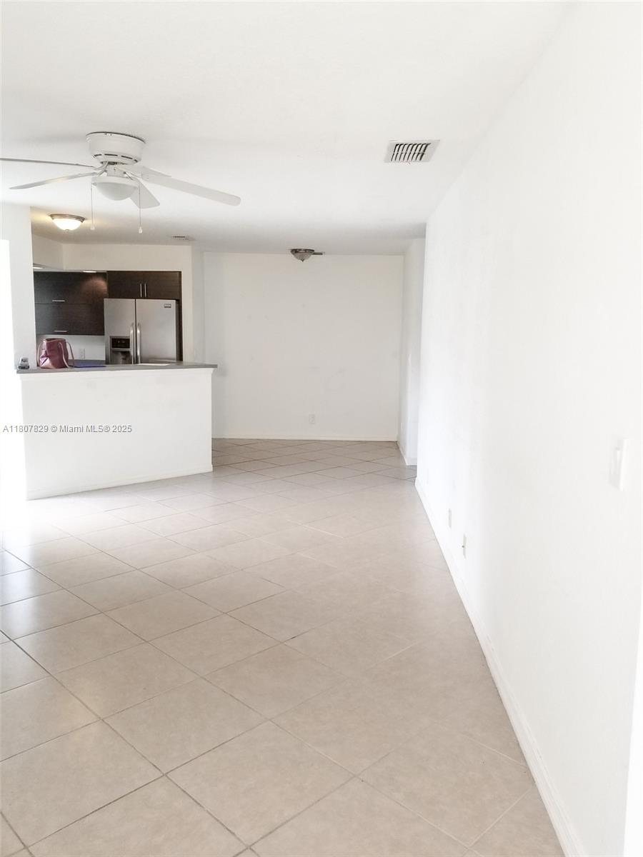 CORAL KEY CONDO - Residential