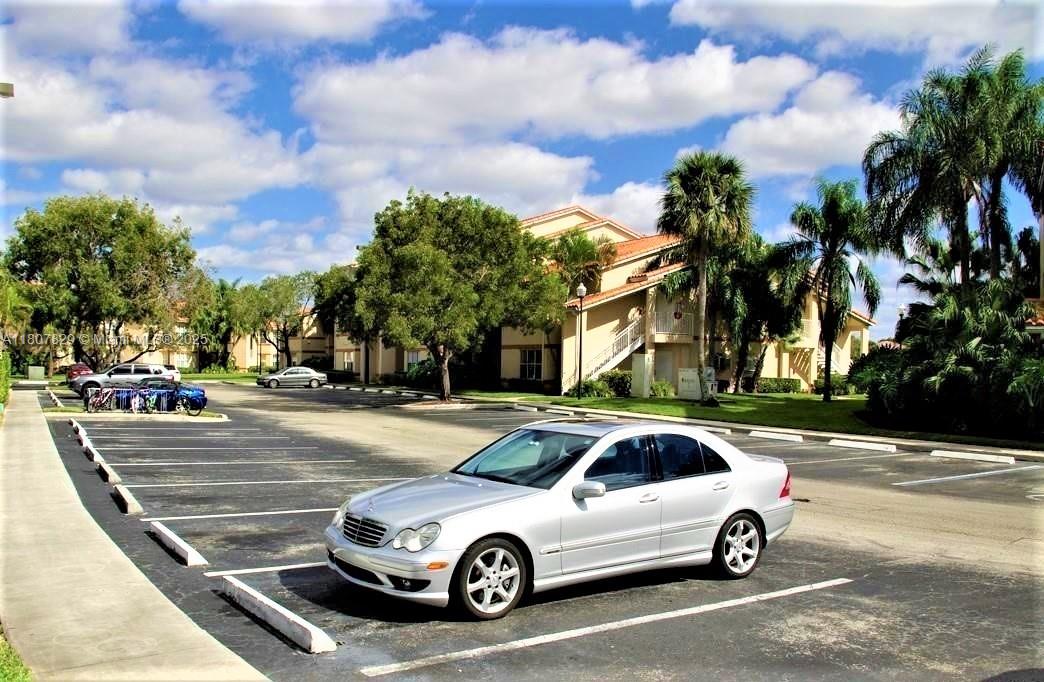 CORAL KEY CONDO - Residential