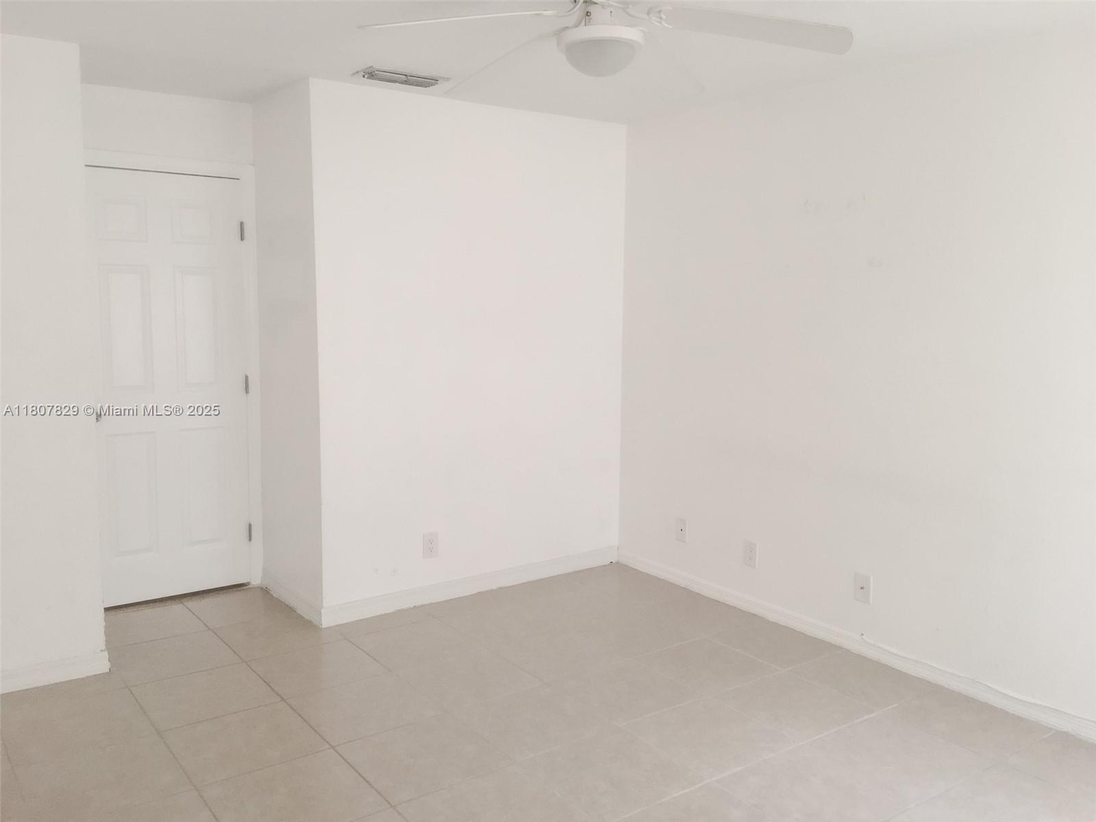 CORAL KEY CONDO - Residential