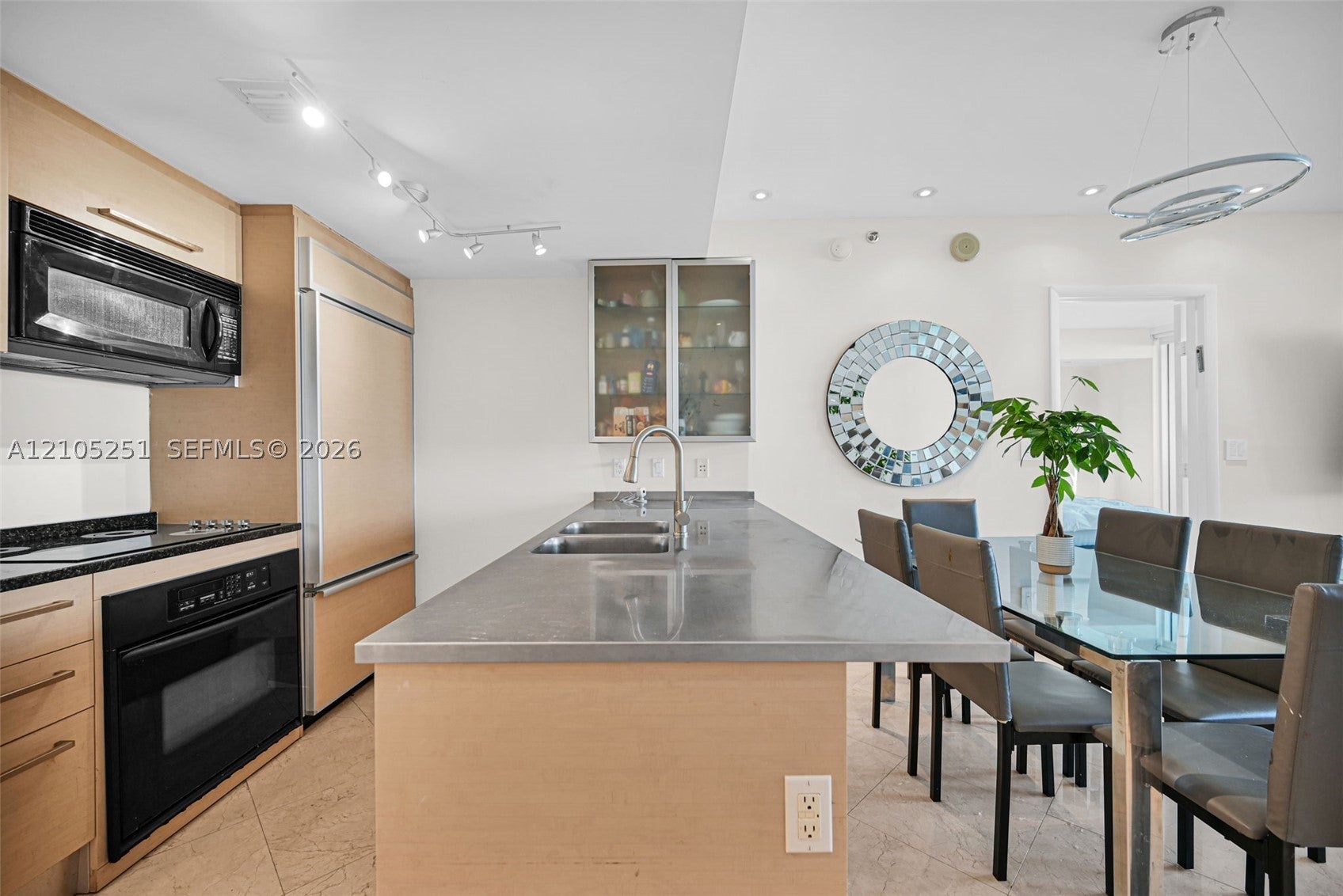 1850 S Ocean Dr 706