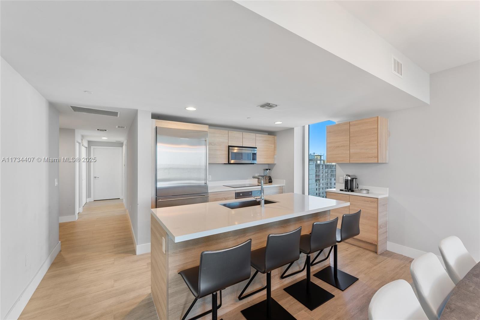 16385 Biscayne Blvd 1901 + Storage