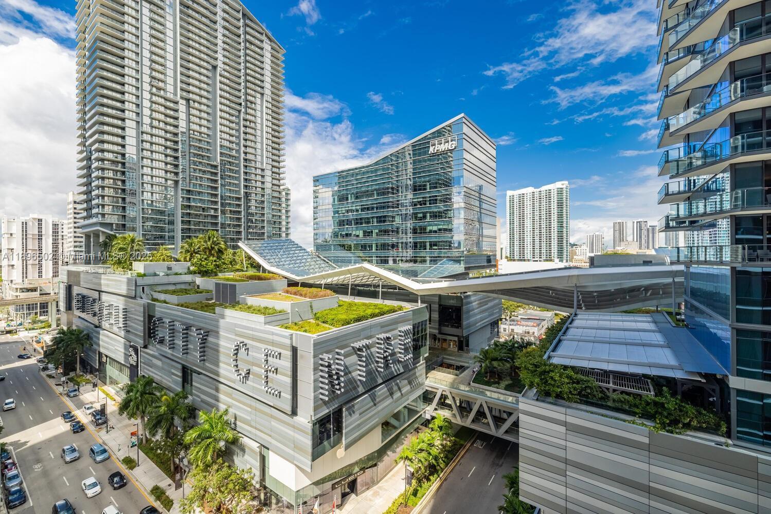 801 SMA DESIGNER SUITES C - Residential