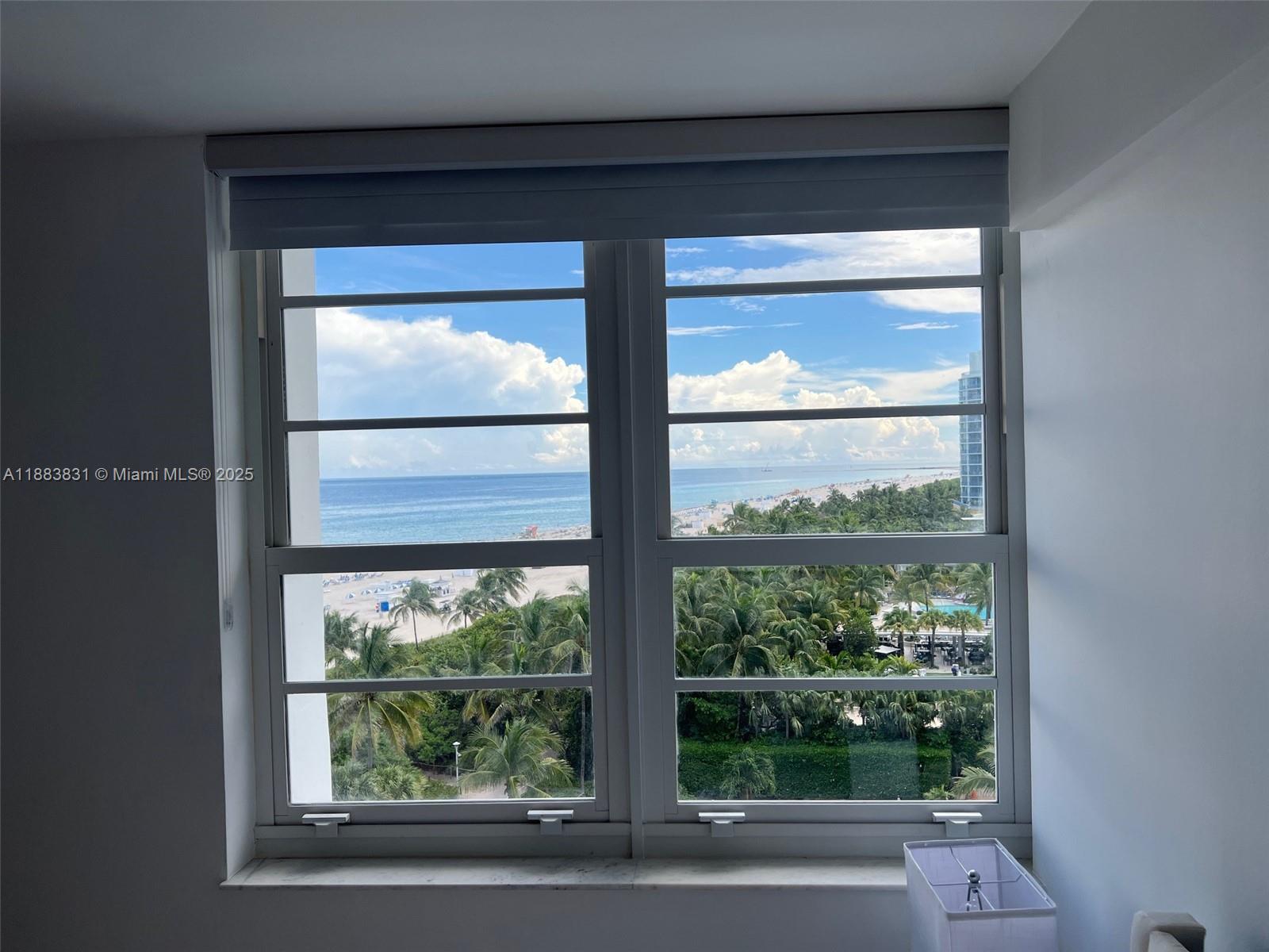 THE DECOPLAGE CONDO - Residential Lease