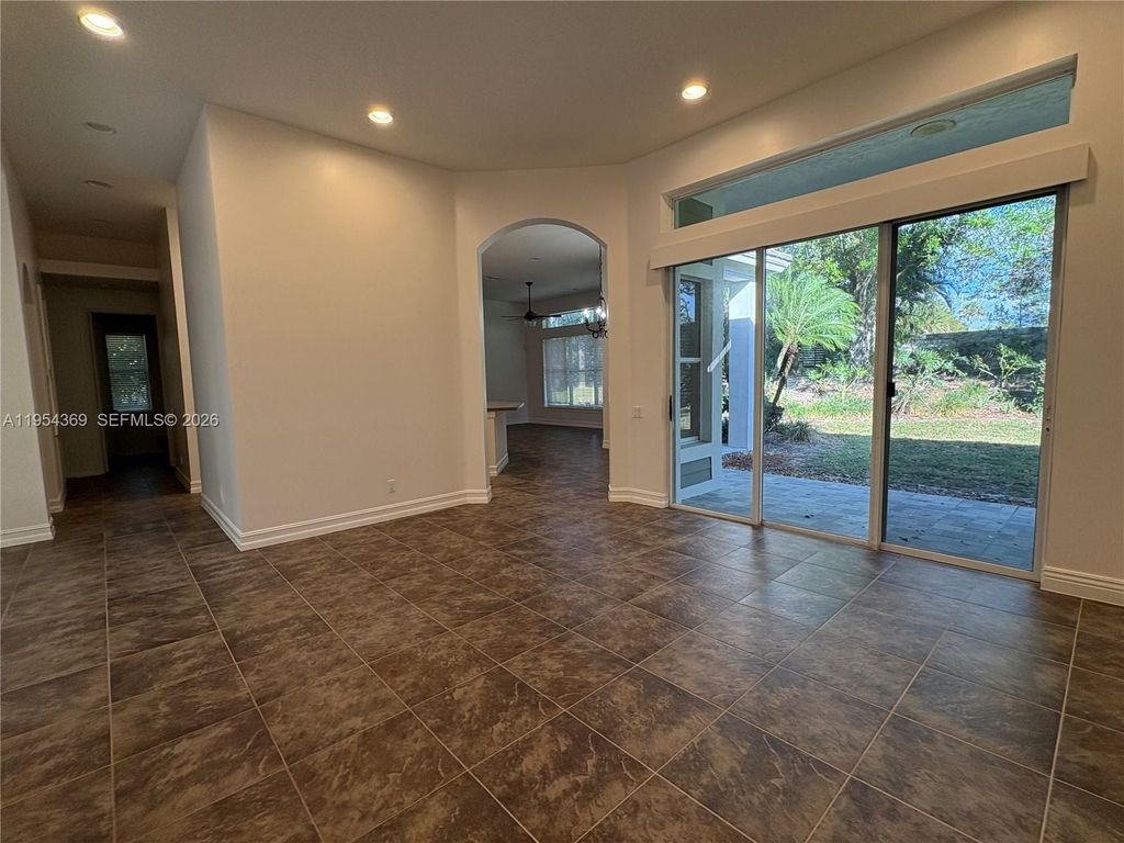 Photo of 18265 SE Ridgeview Dr, Tequesta, FL 33469 (MLS # A11954369)