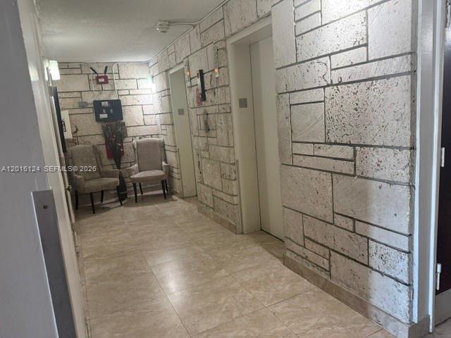 EL CID CONDO - Residential
