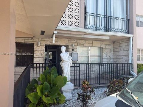 3640 NW 9th St 201 Miami FL 33125