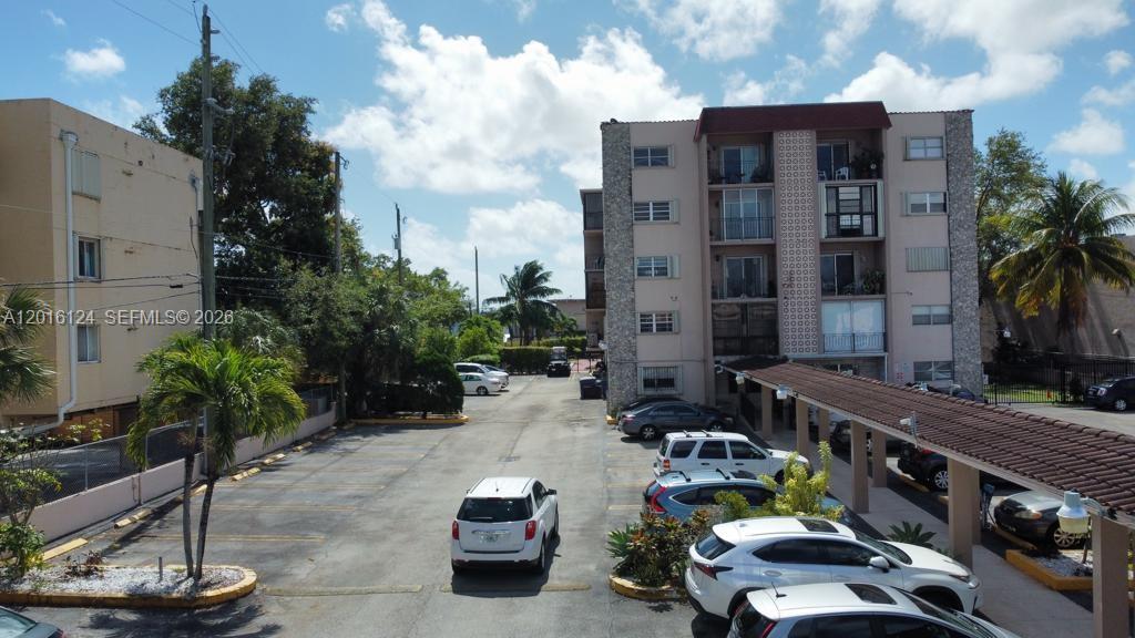 EL CID CONDO - Residential