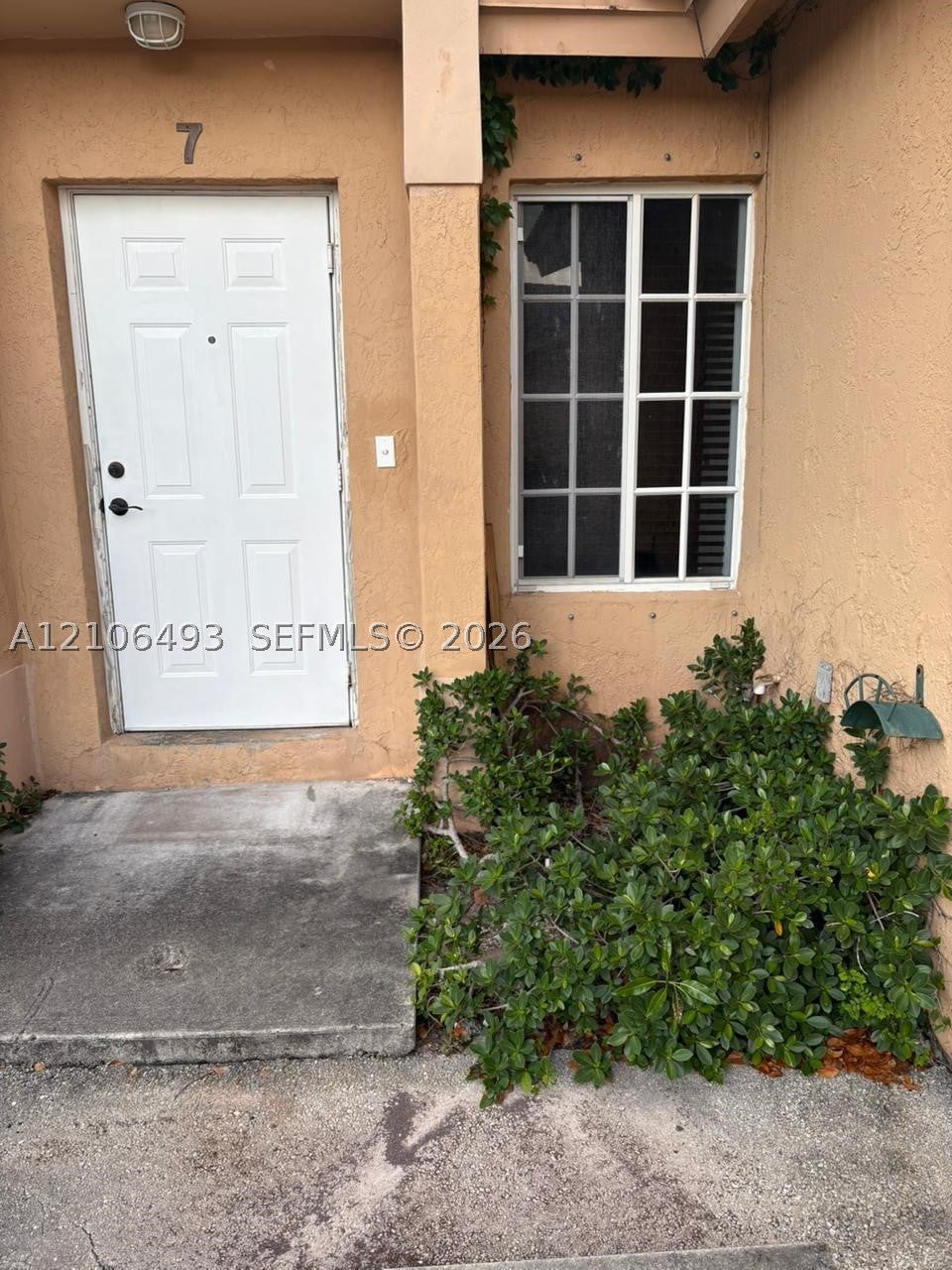 117 SE 3rd Ave