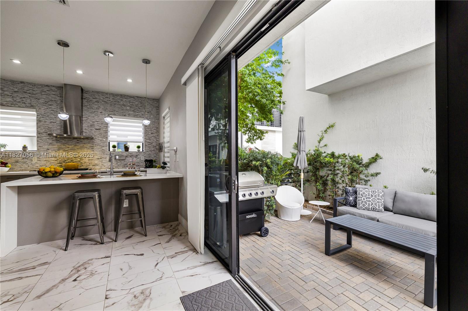 8234 NW 46th Ter