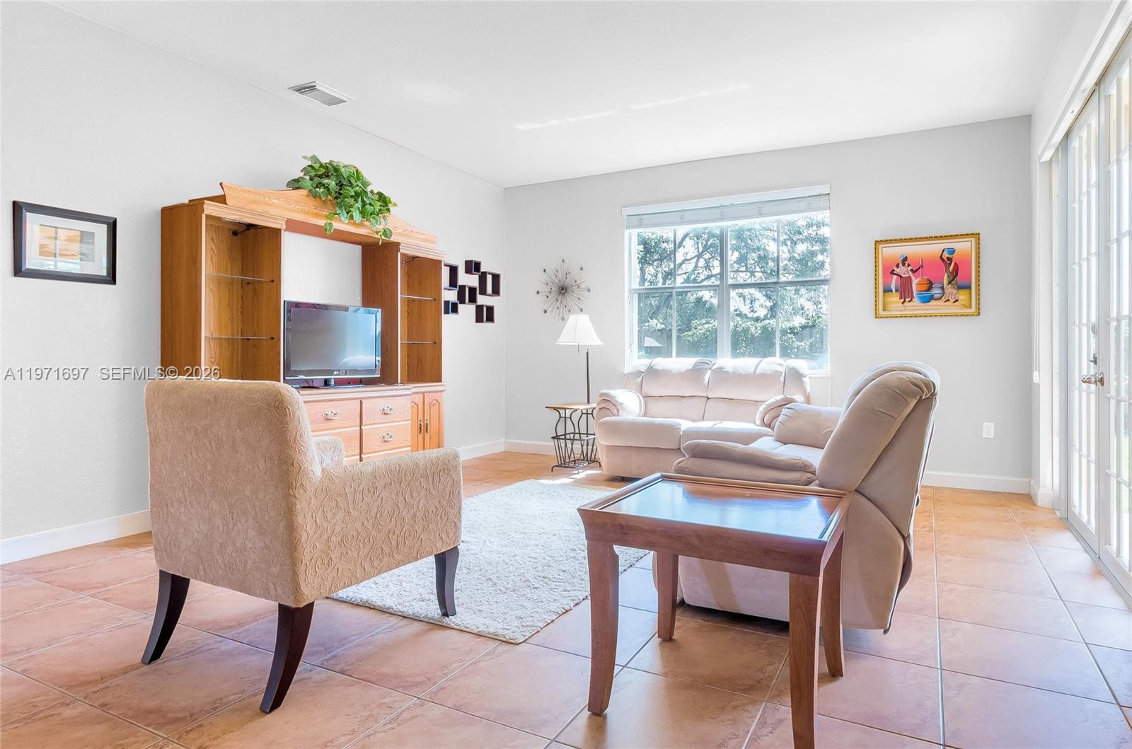 KENDALL BREEZE SOUTH - Residential Lease