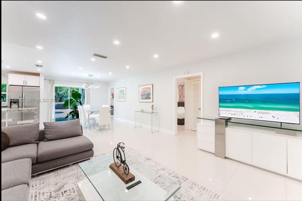 Photo of 4017 Monroe St #0, Hollywood, FL 33021 (MLS # A11948682)
