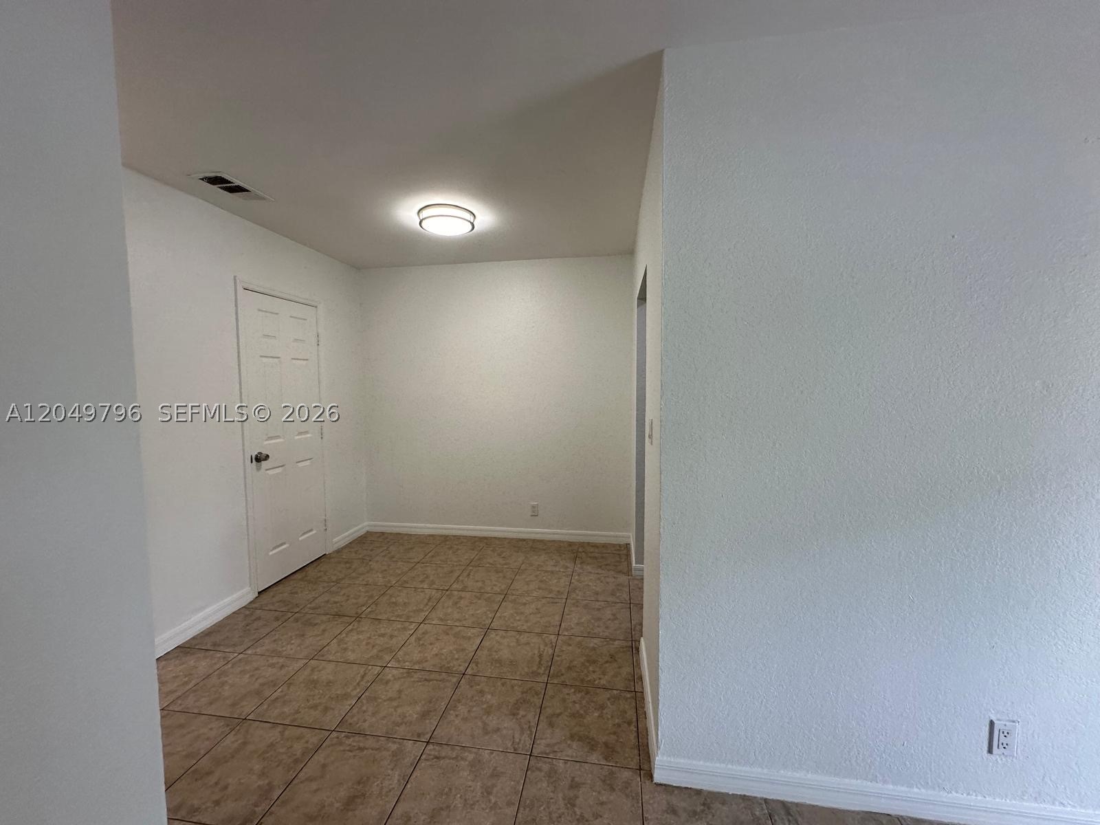 2640 NE 8th Ave 17