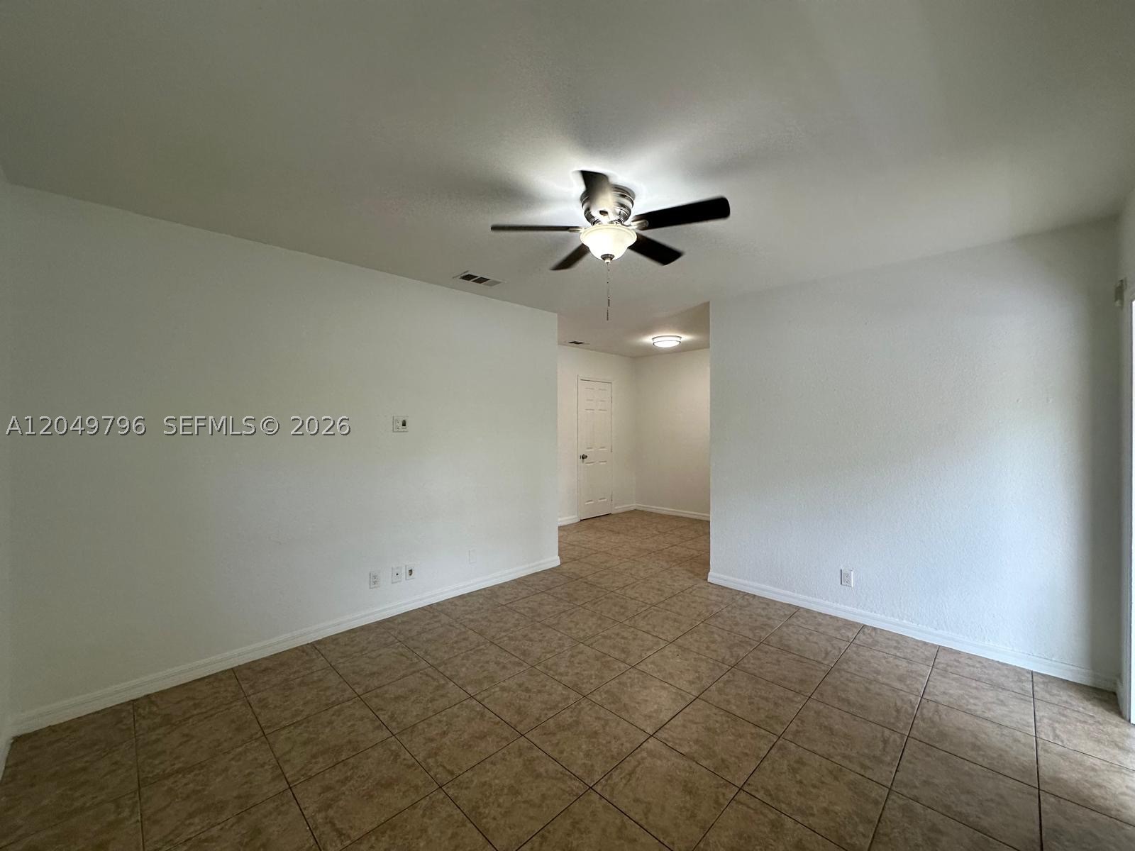 2640 NE 8th Ave 17