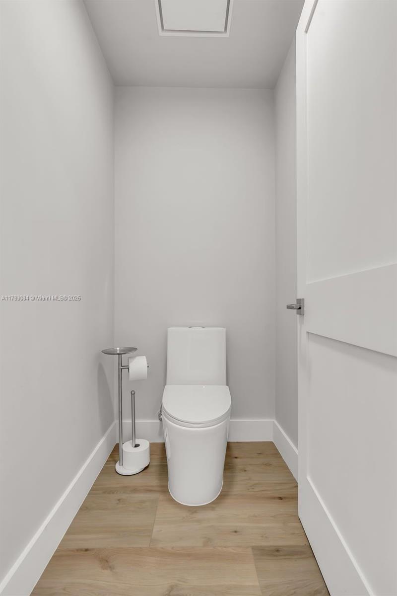 MINT CONDO - Residential Lease