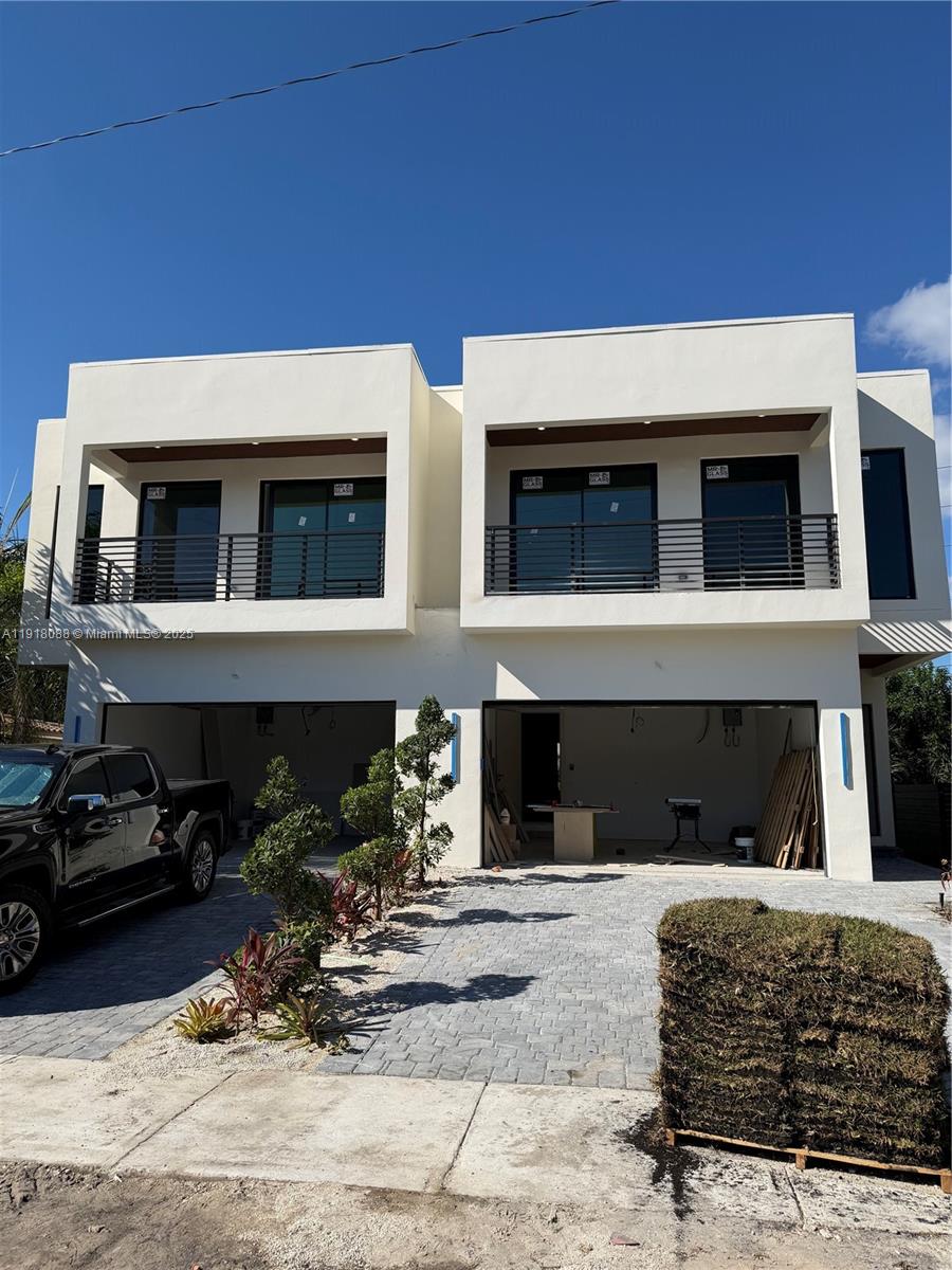 Poinsettia Heights - Residential Lease