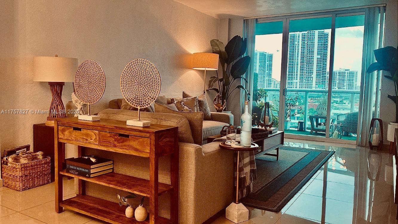 OCEANVIEW BUILDING A COND - Residential Lease