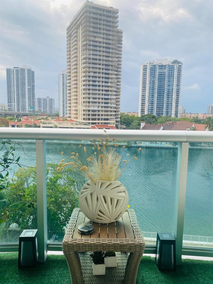 OCEANVIEW BUILDING A COND - Residential Lease