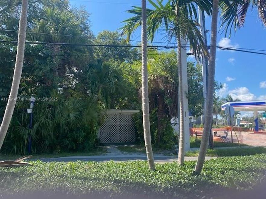 First property south of 17TH ST Causeway on Miami Road. This prime corner currently has two buildings a single family and a duplex, both are older and are occupied with month to month tenants. This property is
being sold as a multi-family development opportunity so access to the buildings will be allowed during inspection period. Buyer is responsible for determining use of site with the city. Zoning is RMM25