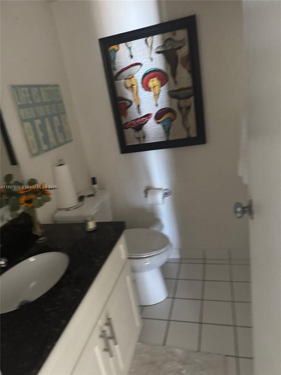 2625 Collins Ave 1702