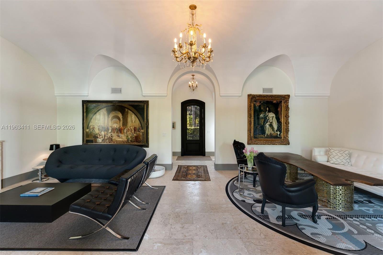 TROPICAL ISLE HOMES SUB 1 - Residential