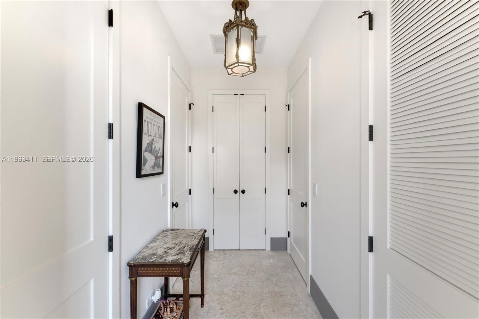 TROPICAL ISLE HOMES SUB 1 - Residential