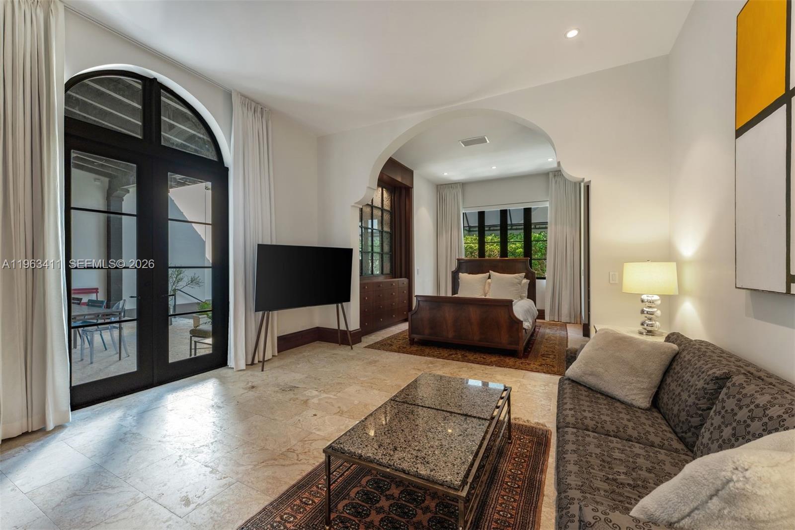 TROPICAL ISLE HOMES SUB 1 - Residential