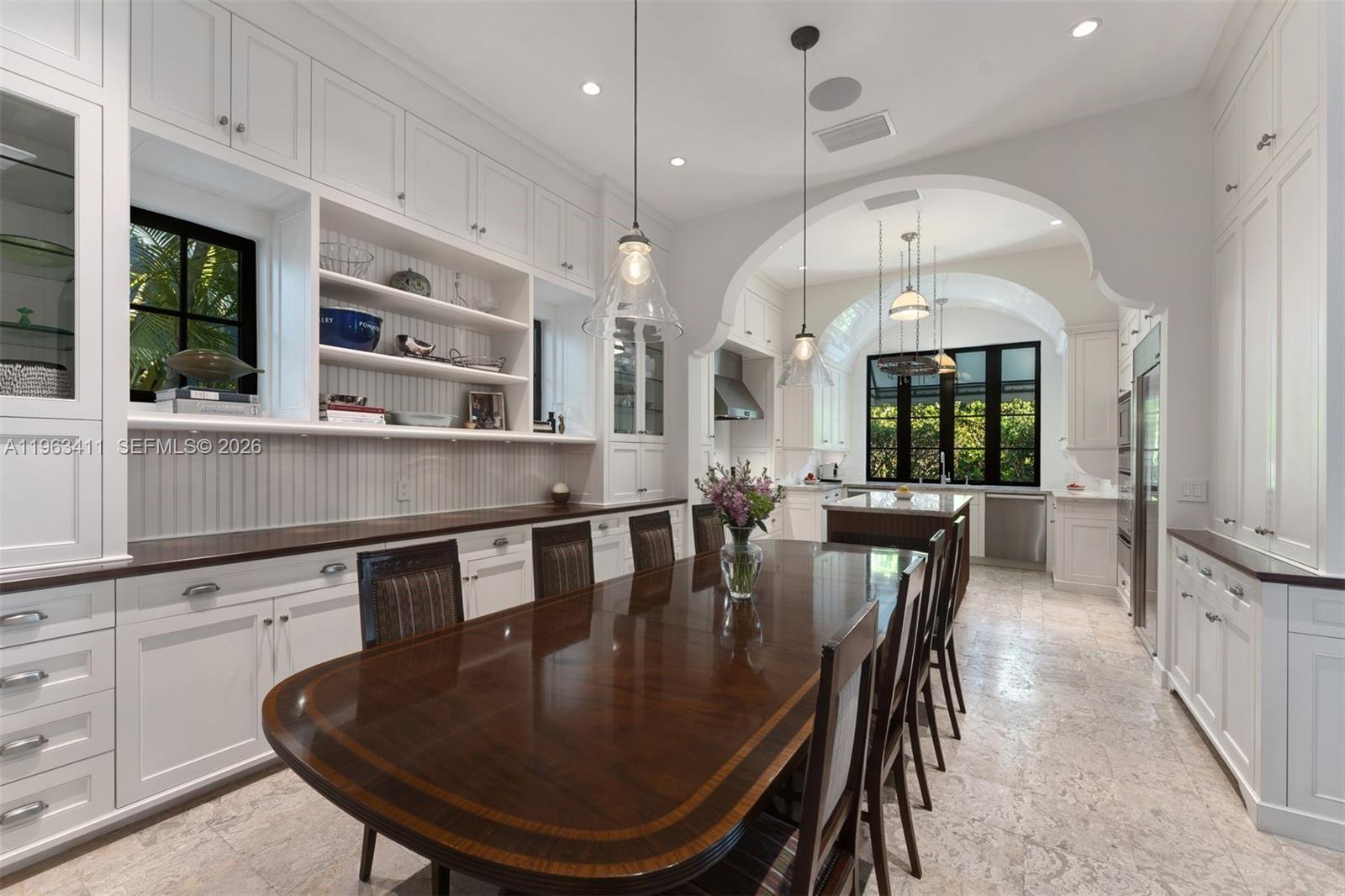 TROPICAL ISLE HOMES SUB 1 - Residential