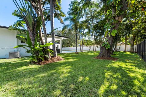 A home in Pinecrest