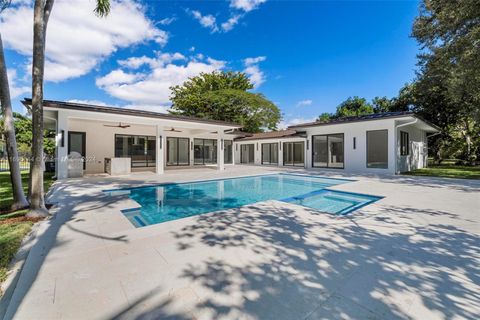 A home in Pinecrest