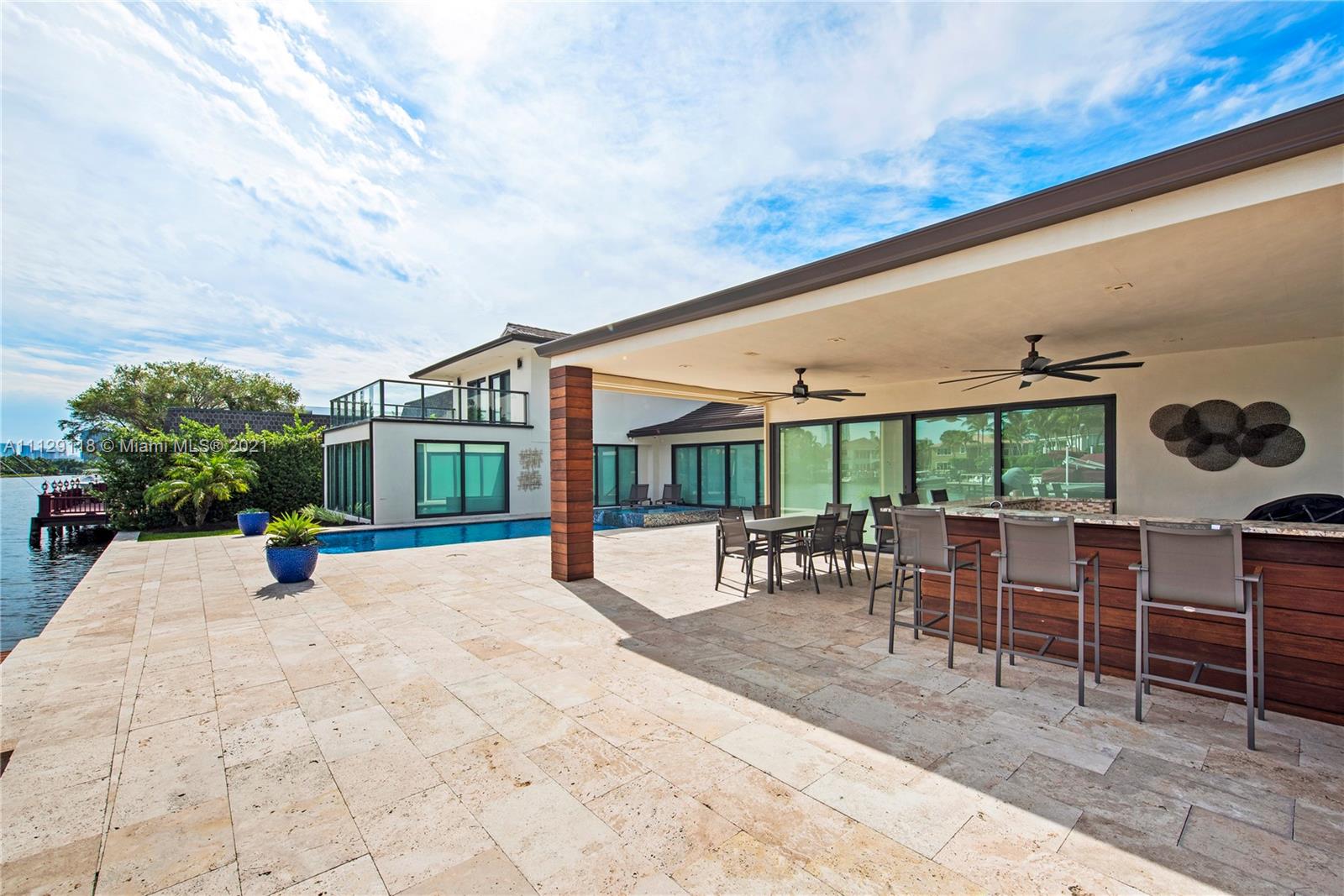 HOLLYWOOD GOLF ESTATES SE - Residential