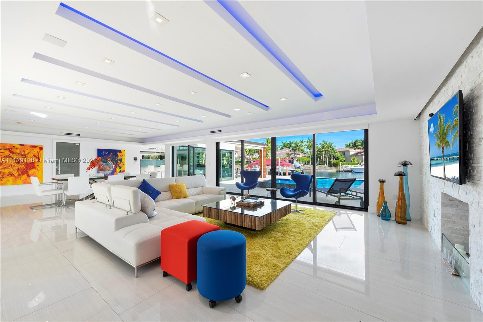 HOLLYWOOD GOLF ESTATES SE - Residential