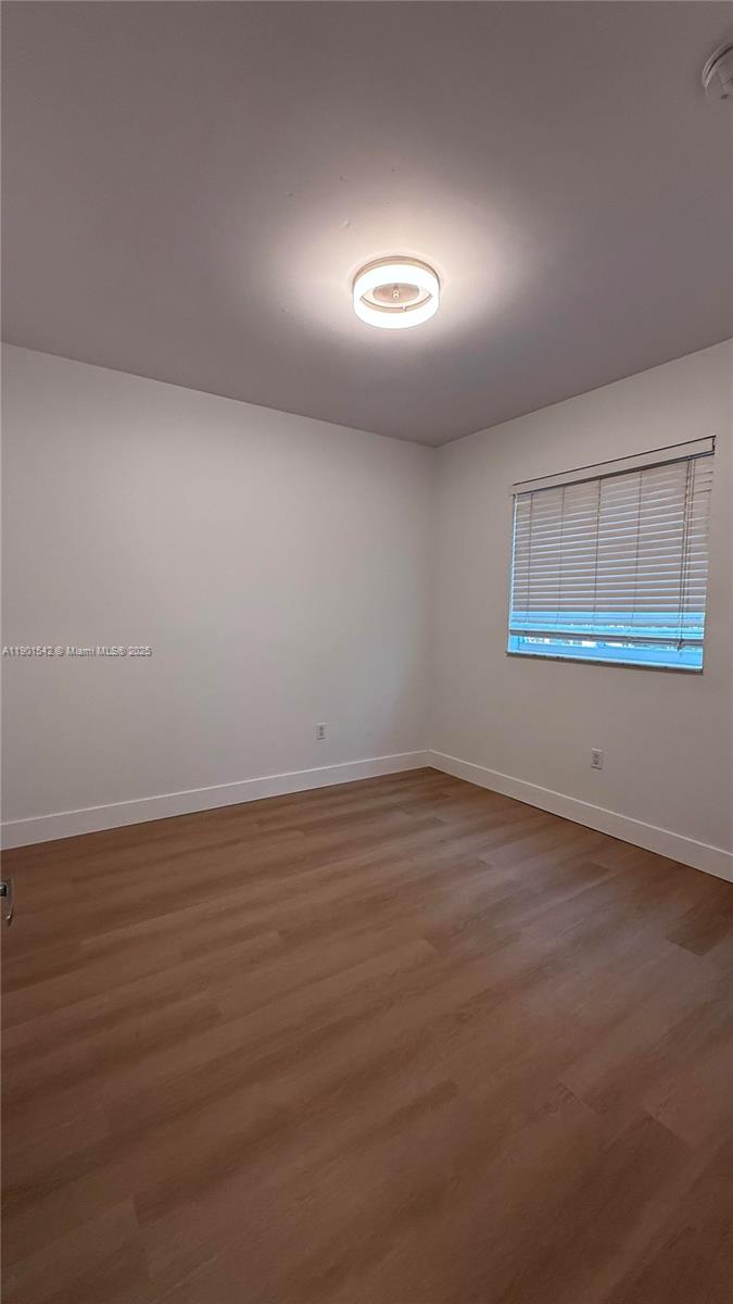 729 MERIDIAN AV 3