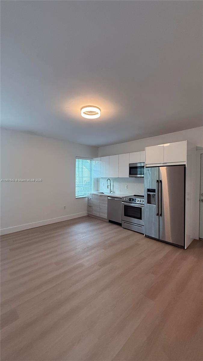 729 MERIDIAN AV 3