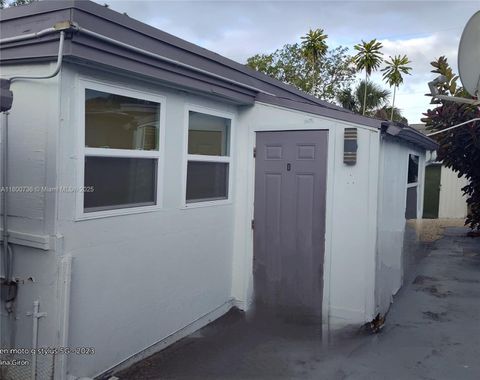 115 Walker Ave D Green Acres FL 33463