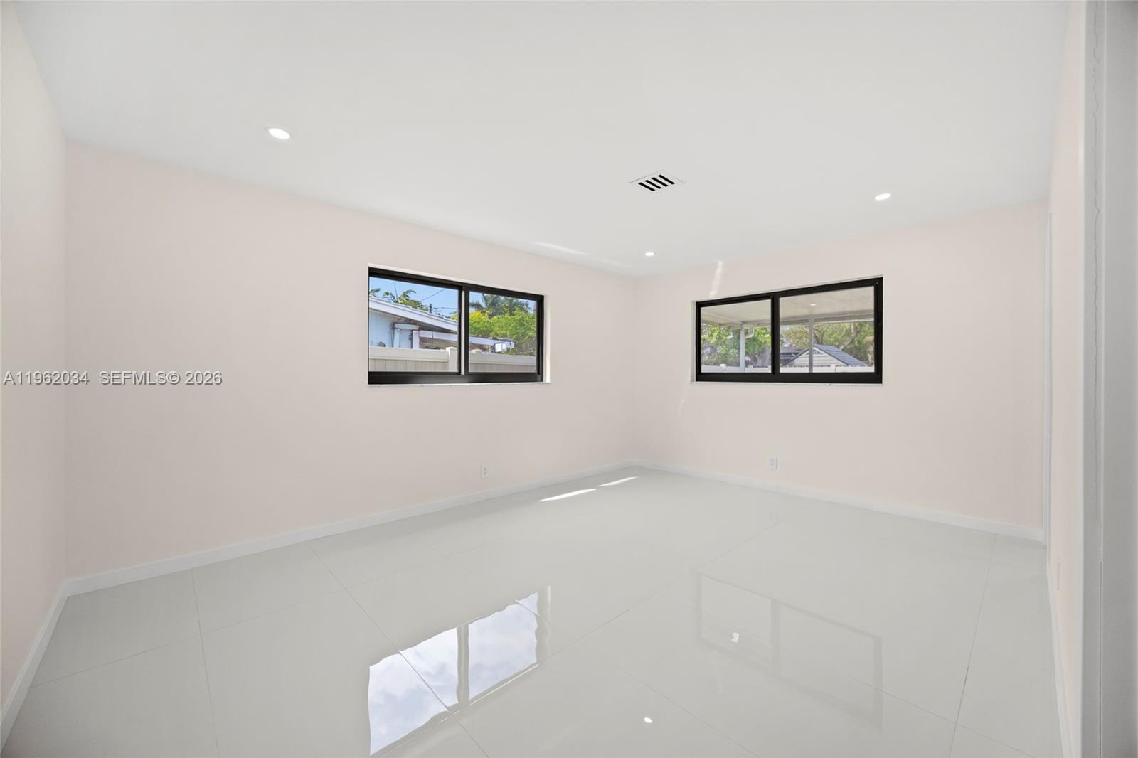 NORWOOD - Residential