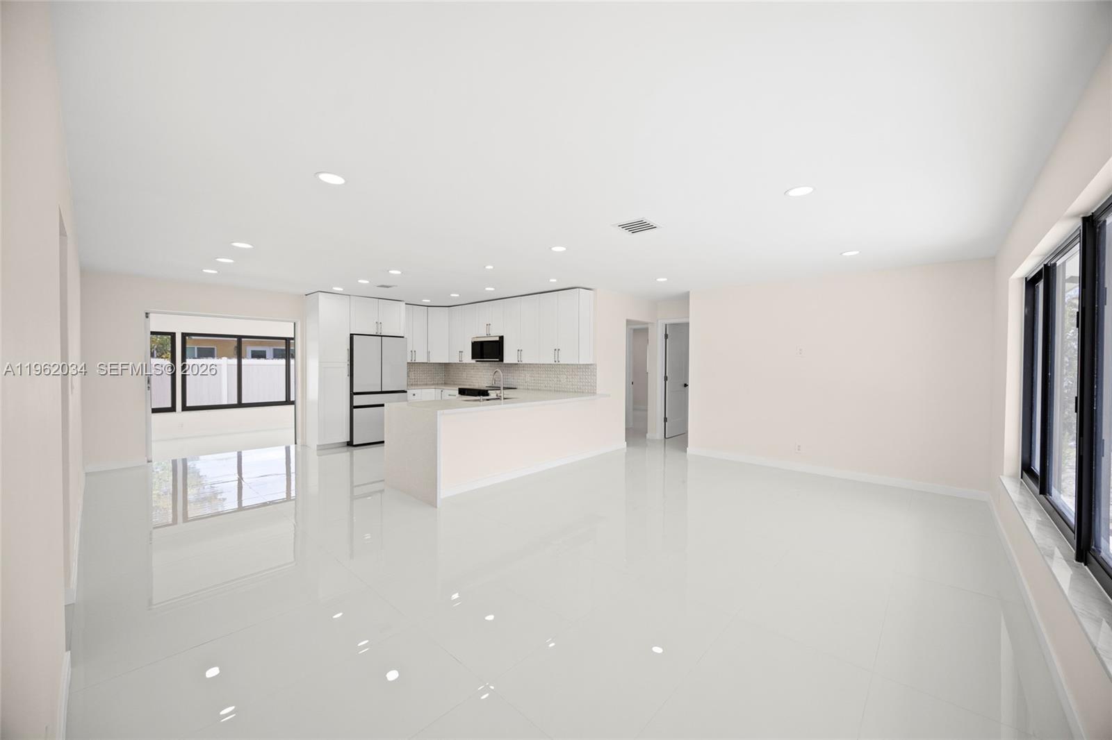 NORWOOD - Residential